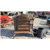Image 4 : Vermont Castings Vigilant Cast Iron Wood-Burning Stove with Chimney Pipe and Cap