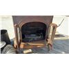 Image 8 : Vermont Castings Vigilant Cast Iron Wood-Burning Stove with Chimney Pipe and Cap