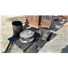 Image 9 : Vermont Castings Vigilant Cast Iron Wood-Burning Stove with Chimney Pipe and Cap