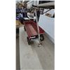 Image 3 : Radio Flyer 9A Wagon with Handle