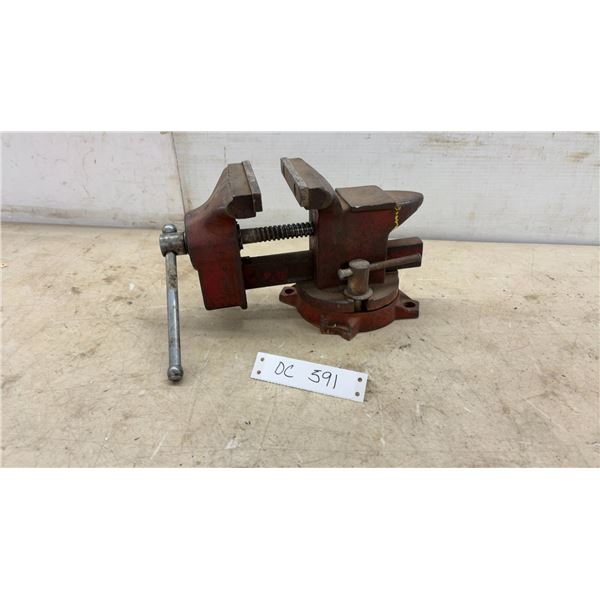 AC No. 455 Swivel 5” Bench Vise with Anvil Horn, Made in Japan