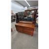 Image 1 : Mid-Century Modern Dresser with Mirror