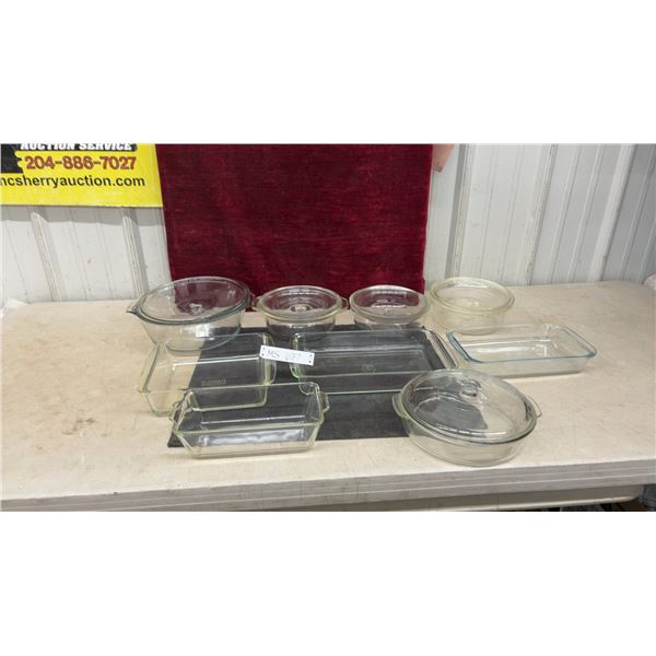 Pyrex, Anchor Hocking and Glasbake Glass Oval Casserole Dishes With Lids, and Baking Pans
