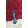 Image 9 : 3 Pcs Blue Art Glass, Centerpiece and 2 Stretch Vases