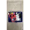 Image 7 : Microfiber Mop Pads, Thread Spools, Light Bulbs, Extension Cord, Sewing Notions