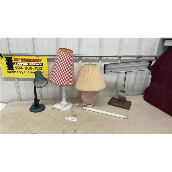4 Lamps - Side Table / Desk