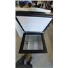 Image 4 : Magic Chef Chest Freezer, Model HMCF35W5, 3.5 cu. ft. Capacity. 33”×21”×19”