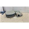 Image 1 : Voigtländer Zettomat II Slide Projector, 110V/550W, with Carrying Case, Hinges Broken.
