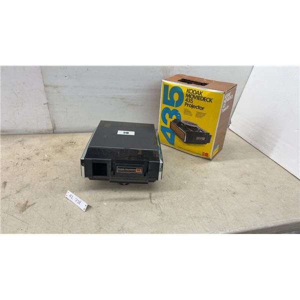 Kodak Moviedeck 435 Super 8 Movie Projector with Original Box