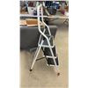 Image 2 : White Three-Step Folding Step Stool with Safety Handle and Non-Slip Textured Steps