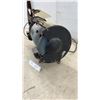 Image 2 : Delta 6” Bench Grinder, Model 23-691