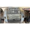 Image 4 : Delta 6” Bench Grinder, Model 23-691