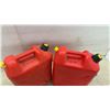 Image 5 : Two Scepter 20 L Self-Venting Plastic Diesel Containers