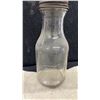 Image 6 : Two Vintage Glass Quart Motor Oil Bottles, Imperial and Huffman Manufacturing Co. with Spouts