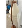 Image 5 : Mid-Century Modern Teak Bow/Arc Floor Lamp with New Shade