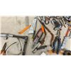 Image 10 : Hyper Tough 40-Piece Socket Set, Mastercraft Screwdrivers, Chain, Sockets, Pliers, Bag