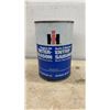 Image 6 : Seven International Harvester Low Ash Engine Oil and Inter-Season Multi-Viscosity Oil Cans, One
