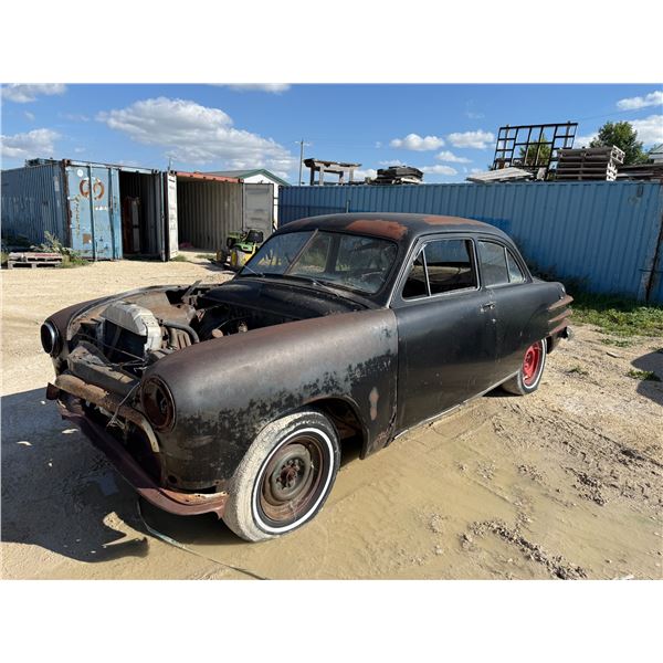1951 Ford Tudor Sedan – Flathead V8 – Project / Parts Car