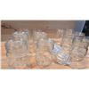 Image 3 : 12 Pint Sealers, 16 Glass Lids.