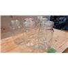 Image 2 : 6 Quart Sealers With Glass Lids.