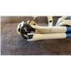 Image 12 : Lampinen and Skilom Light Touring Cross-Country Skis, 6 Ski Poles
