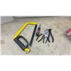 Image 7 : Strong N' Tuff 27” Tool Chest with Level, Hacksaw, Pliers, Hammer, Air Touch Up Gun