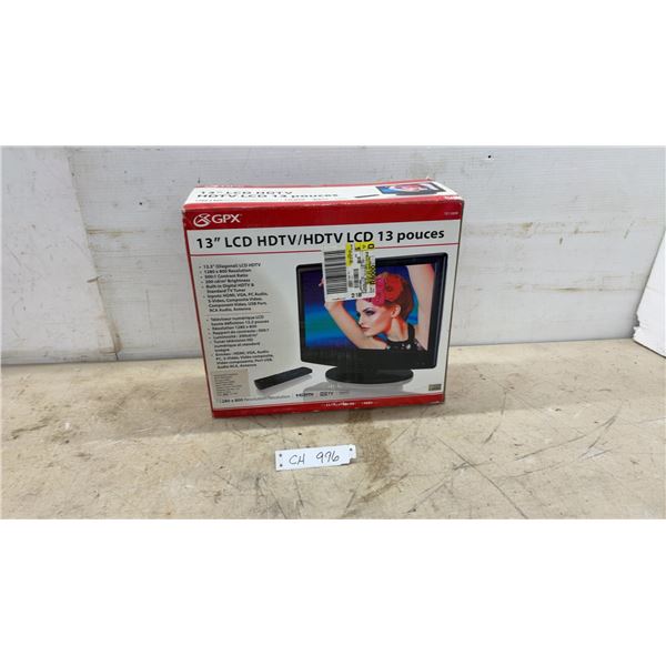 GPX TE1380B 13.3” LCD HDTV, 1280 × 800 Resolution, HDMI, VGA, USB, Built-in Digital Tuner