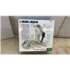 Image 5 : Black and Decker PowerPro MX350 250-Watt Hand Mixer, Hamilton Beach Coffee Urn, Knife