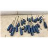 Image 5 : Mastercraft Maximum Tongue and Groove Pliers, Screwdrivers, Combination Wrench Set