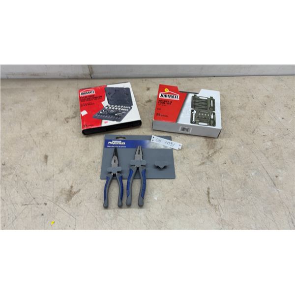 Jobmate 33-Piece Palm-Grip Ratchet/Driver Set, 25-Piece Socket and Tool Set, Pliers