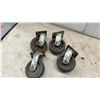 Image 4 : Swivel Casters and 2 Wheels