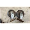 Image 6 : Swivel Casters and 2 Wheels