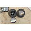 Image 8 : Swivel Casters and 2 Wheels