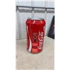 Image 4 : Kookatron Coca-Cola 8 Cab AC/DC Electric Mini Cooler and Large Warhol Style Canvas Print -