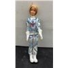Image 3 : Barbie Space Discovery Astronaut Doll with Helmet, Boots and Suit, 2020