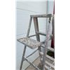 Image 3 : 5-1/2ft Aluminum Ladder