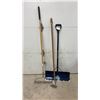 Image 1 : Garden Bow Rake, Garden Hoe and Garabou Carbon Snow Pusher