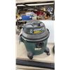 Image 5 : Shop-Vac 5 Gallon 2.5 HP Blower/Souffleur Wet/Dry Vac, Hose, Nozzles, and New Filters