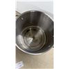 Image 3 : Stainless Steel Stock Pot with Lid