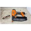 Image 3 : Ridgid R250SFA Straight Finish Nailer with Case, Manuals, and Safety Glasses