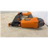 Image 6 : Ridgid R250SFA Straight Finish Nailer with Case, Manuals, and Safety Glasses