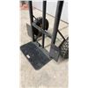 Image 6 : Heavy-Duty Hand Truck with Pneumatic Tires and Swivel Casters