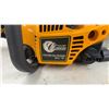 Image 2 : Poulan PRO Classic PP4218AV 42cc/18” Gas Chainsaw, 18” Bar, and Hard Case