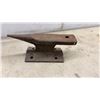 Image 6 : Vintage Cast Iron 7 1/2 Ton Screw Jack and Small Anvil, 4 1/4 × 11 1/4 × 4 1/4”