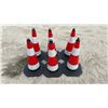 Image 1 : 6 Pylons 28” Tall