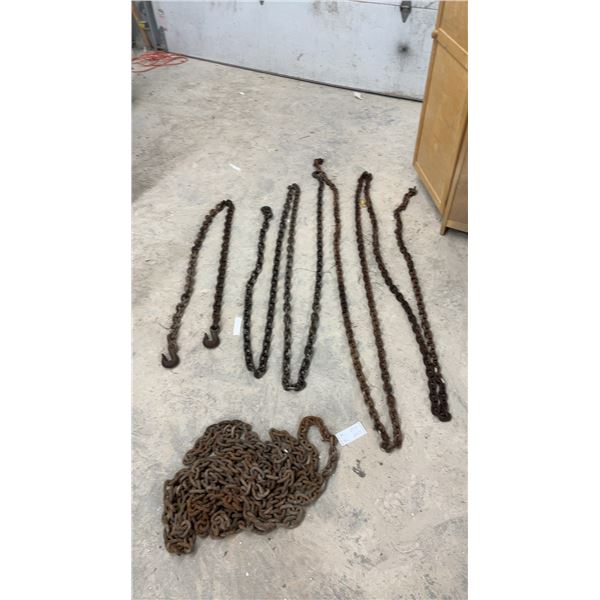 4 Length of Chain; 2 with Hooks