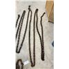 Image 7 : 4 Length of Chain; 2 with Hooks