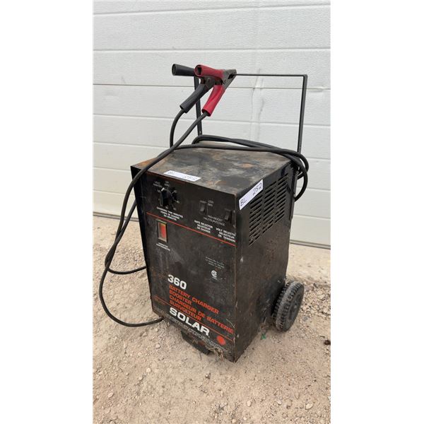 Solar 360 Battery Charger and Booster Charger