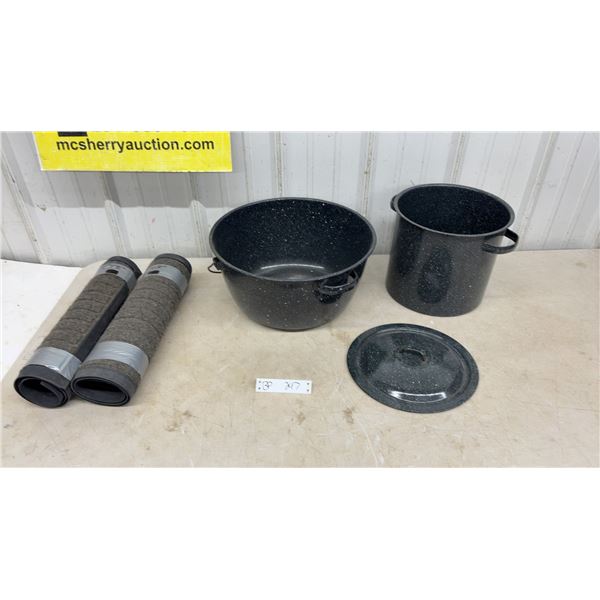 2 Canning Pots and 2 Rubber Back Rugs 16” x 30”