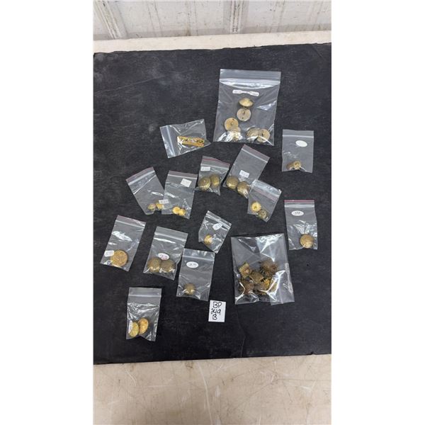 35 Pcs Military Buttons